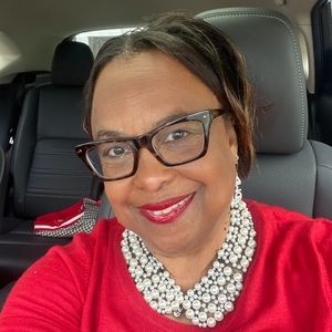 Meet your Posher, Patti